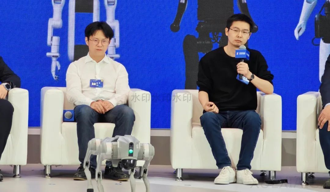 银河通用获11亿元融资创纪录,机器人行业关注其与宇树技术和资本结合可能性