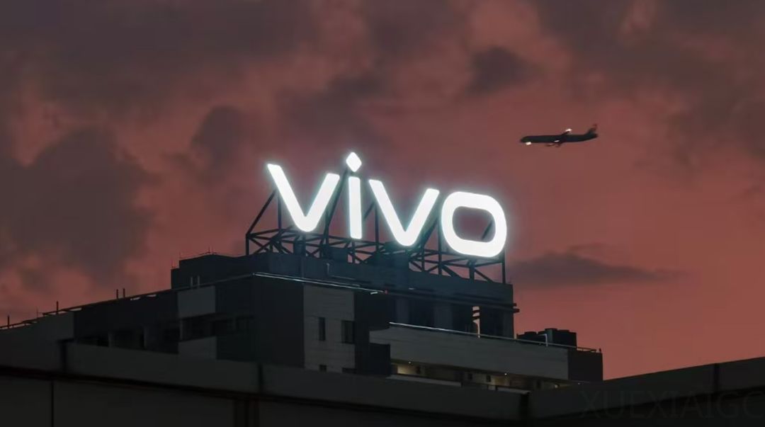 vivo胡柏山：在焦虑的AI时代，交一份最「冷静」的答案