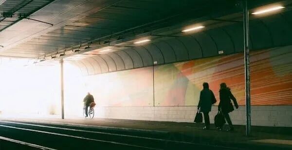 挑战 Claude Code，9.5 万星！又一款开源 AI 编程神器火了