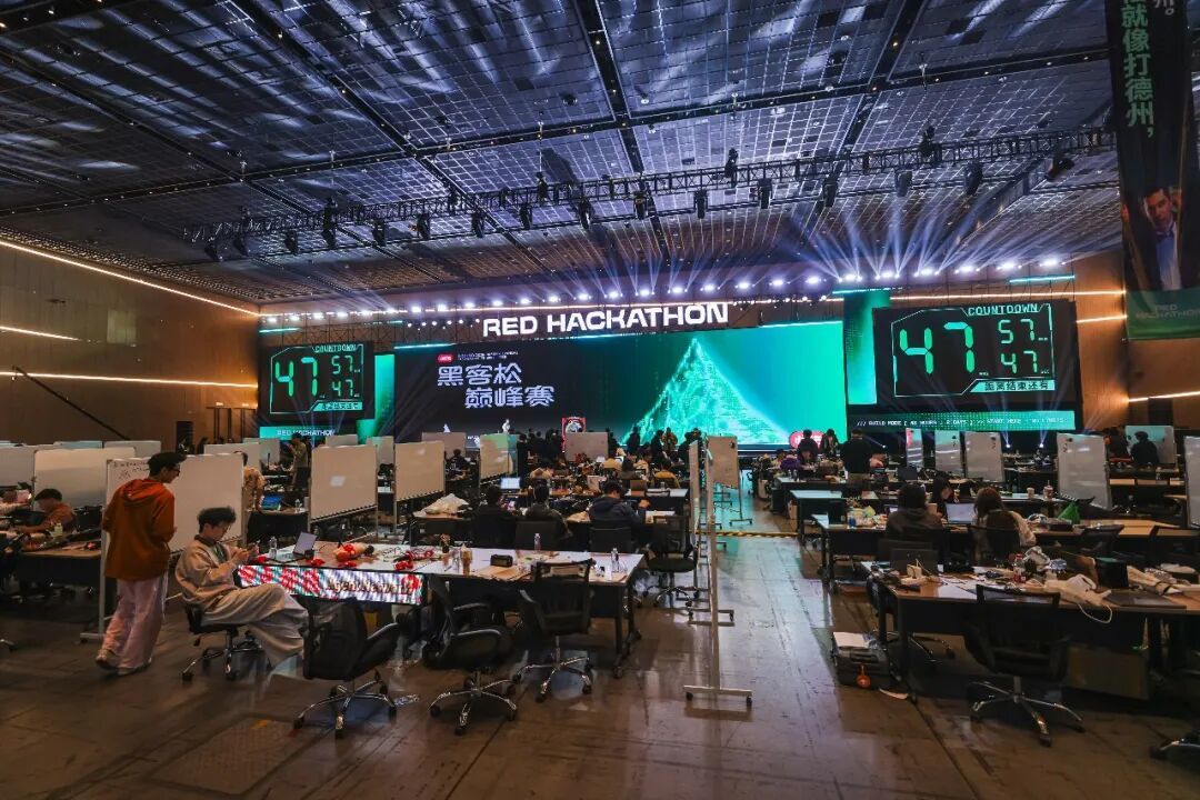 越来越多的人，已经把小红书玩成了 AI 孵化器