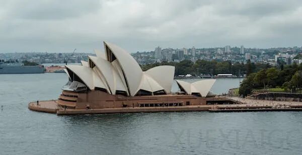 “Cursor的bug太多了，他们直接买下一家代码评审公司来修！”