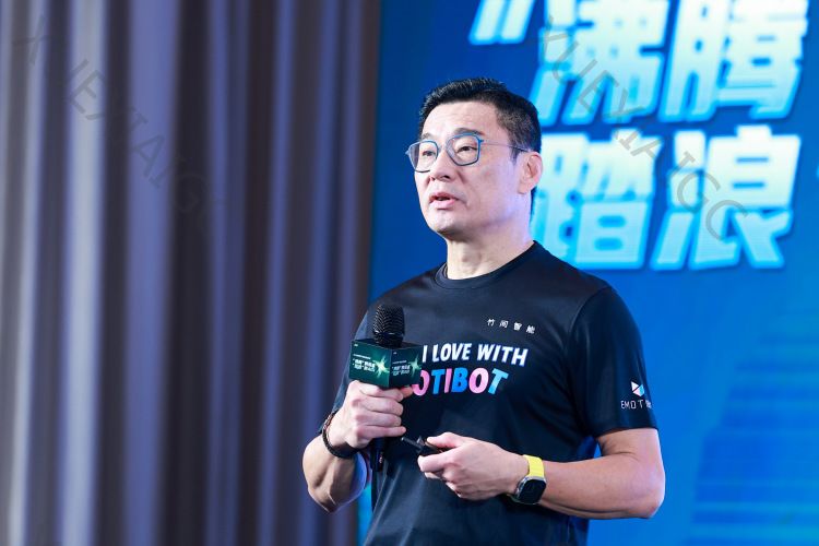 对话竹间智能CEO简仁贤:我要活下去,才能看见梦